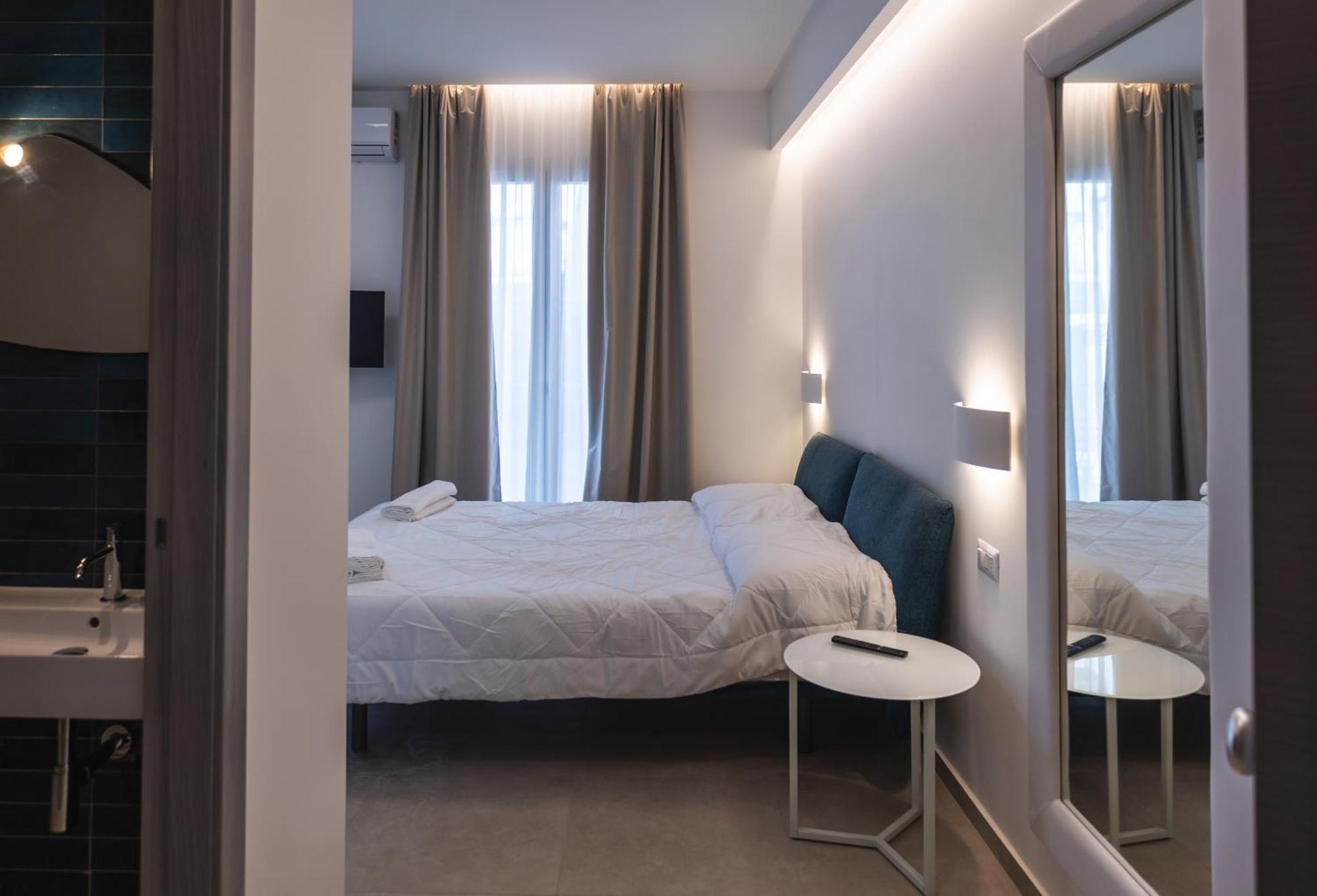 Atena Room Letojanni Exterior foto